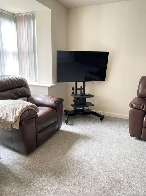 4-Room Detached Furnished Home With Parking Leicester Esterno foto